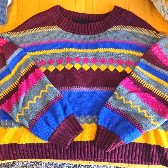 Funky sweater - Picture 1 of 1